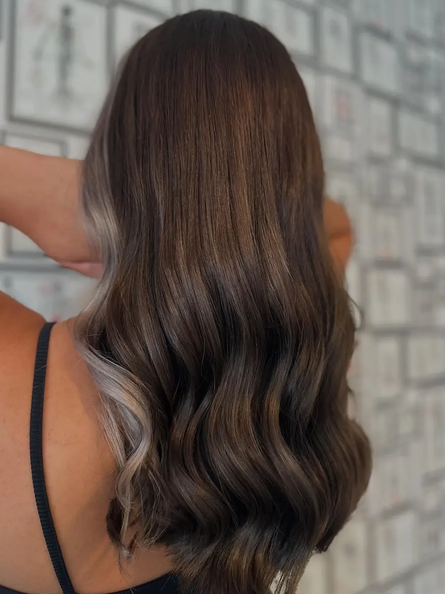 Brunette Coloration — Ergebnis nach der Haarfärbung, Friseur St. Ingbert